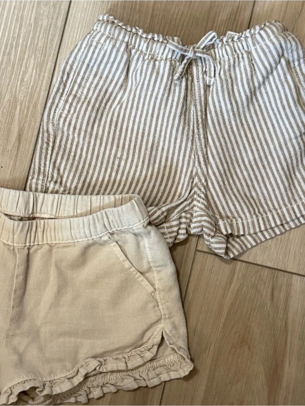 Toddler Girl • Neutral bundle • size 2T / 24 mo.
